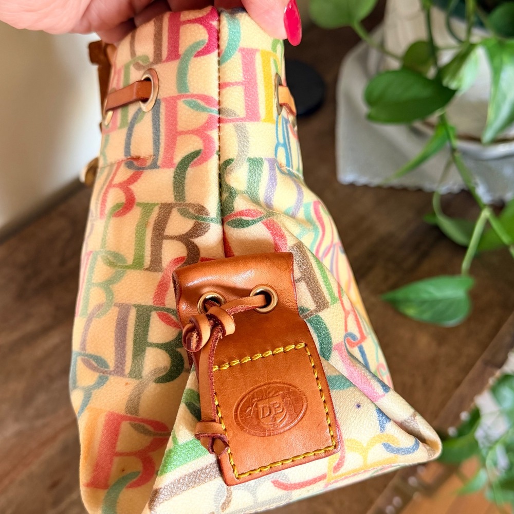 Dooney & Bourke Multicolor Mongram Tote Bag Leather Trim Tassel Charm Y2K Preppy - Picture 4 of 15